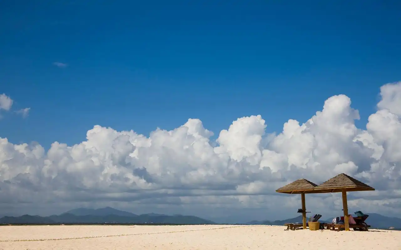 夏季清凉三亚蜈支洲岛唯美沙滩高清桌面壁纸(二)