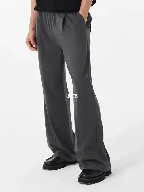 夏天该有一条宽松西裤