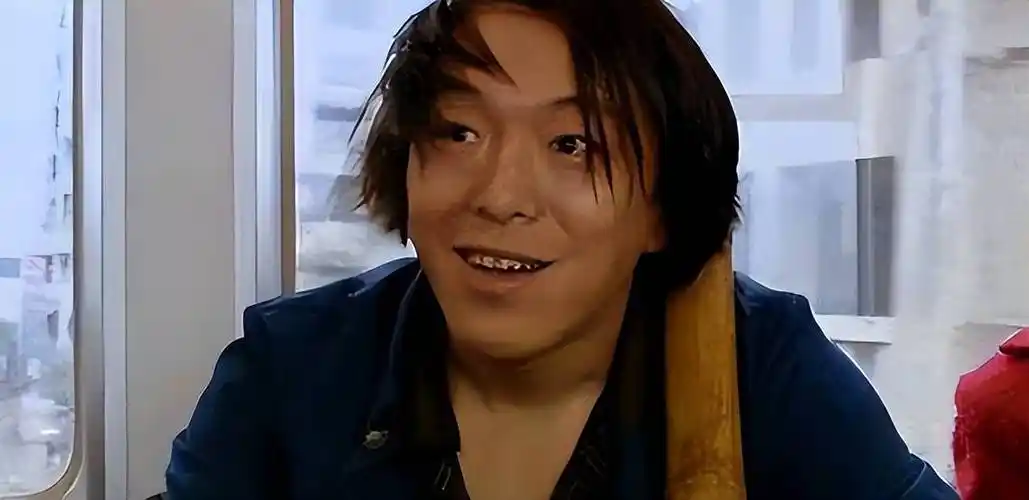 从百亿影帝到"万人群嘲",黄渤翻车看似猝不及防,其实早已注定_长相_小