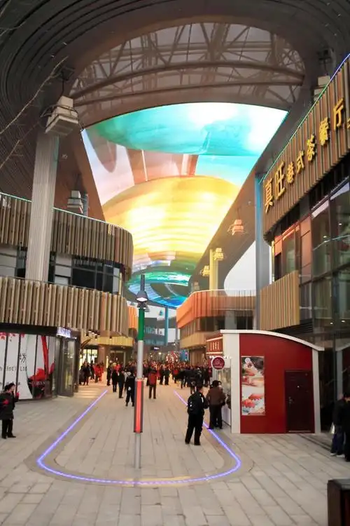 美轮美奂:苏州工业园区圆融时代广场开业