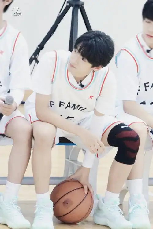 2022tf家族夏日运动会##张峻豪 三代第一全能唱作人