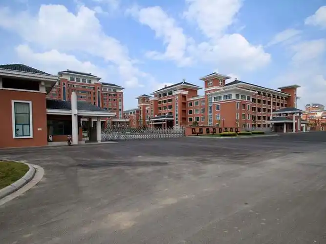 南通市天星湖中学