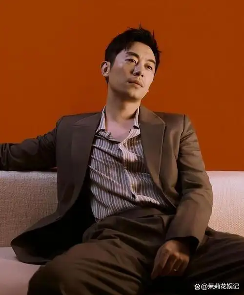 会发现有些男星虽然外貌出众,却似乎少了那么一丝"男人味",缺乏那种能