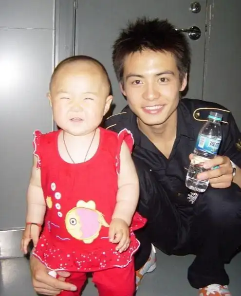 套路马天宇直播口误原价199的喷雾卖66反应过来后啪啪打嘴