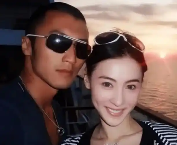 离婚12年后,再看张柏芝和谢霆锋的较量,发现他们根本不是一路人