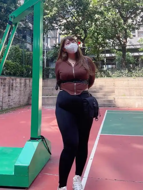 身高175体重180博主穿搭分享