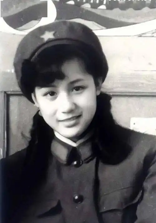 康熙王朝容妃李建群患癌去世生前一张照片令人心疼