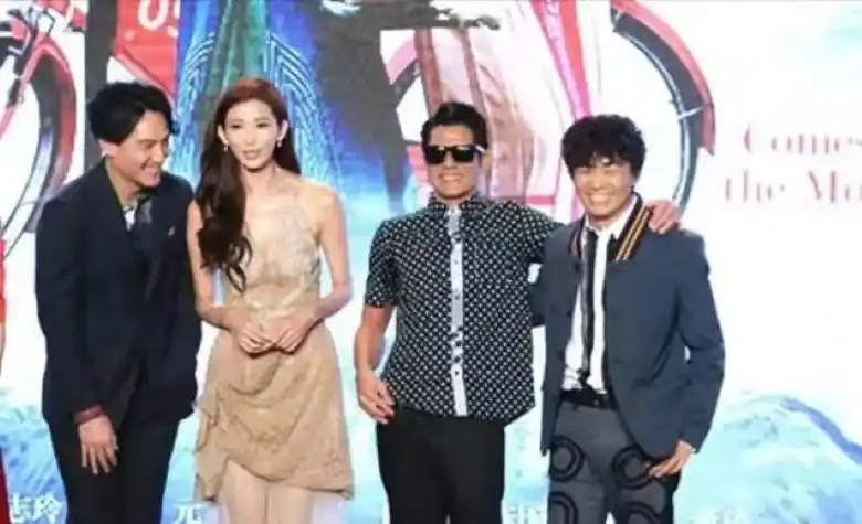 郭富城有多高?天王与众明星同框忽高忽低,郭富城身高成谜