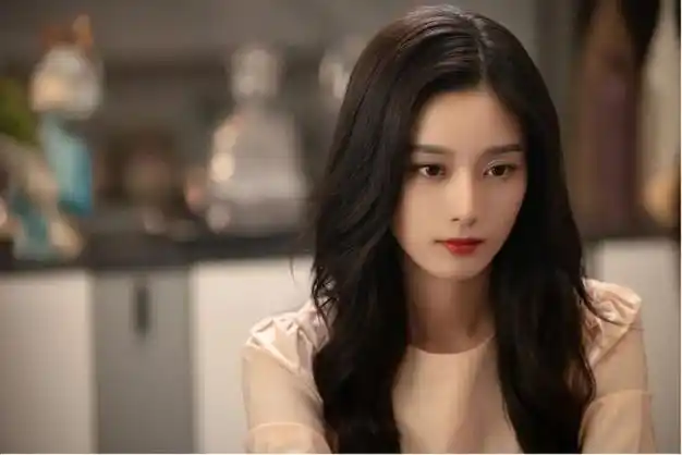 《完美的她》的徐艺洋真是黄子韬女友?频频互动,却不官宣