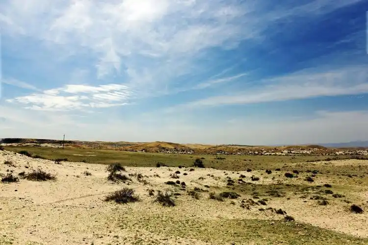 新疆喀纳斯戈壁沙漠草原风光,敬请欣赏