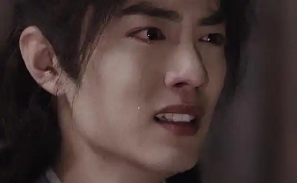 肖战教科书式哭戏感动导演,官方认证性格演员,网友:神仙落泪