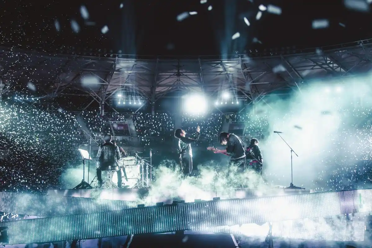 五月天《诺亚方舟10周年进化复刻限定版演唱会》8场航行 无限循环《憨