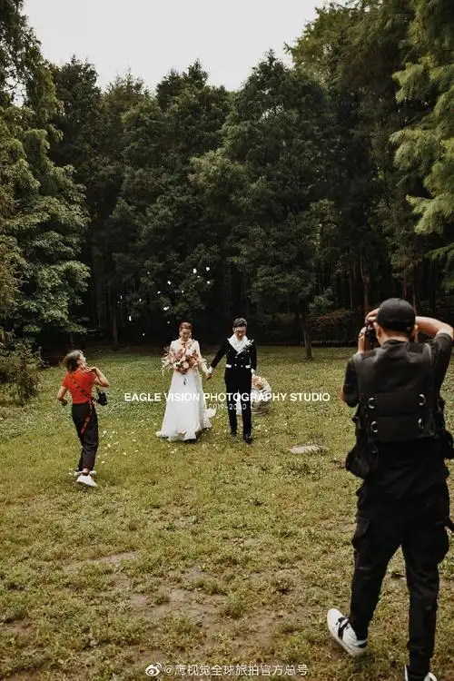 说要qiang老师拍那么上海的这组花絮你一定要看了木有错哦～花絮好看