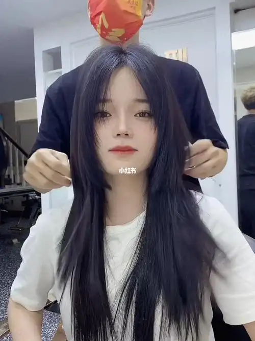 显脸小发型公主切