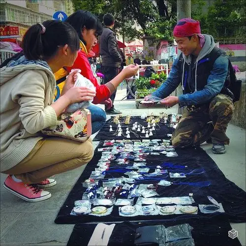 "最难"毕业季遇上新风口:下海南还是先练摊儿?