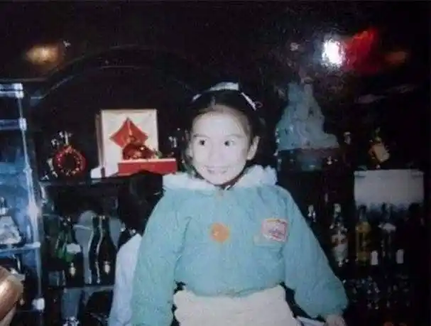 珍贵老照片:一次性看完杨颖的容貌变迁史