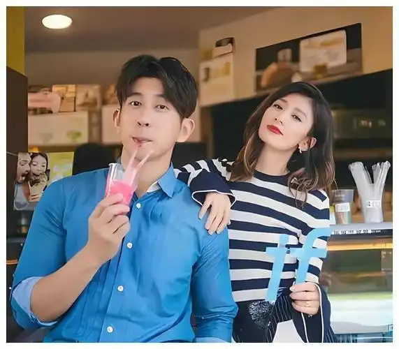 周冬雨被批赵丽颖和林更新传绯闻贾静雯丈夫卷入群架风波