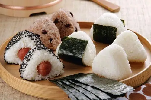 饭团加盟-重庆餐饮加盟-重庆餐饮培训【重庆特色餐饮加盟连锁技术培训