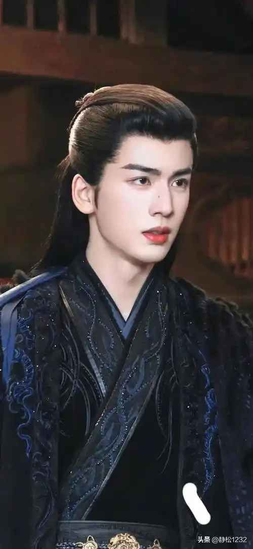 内娱真正的绝色美男排名,方逸伦18邓为16陈星旭14吴磊第9肖战第2_古装