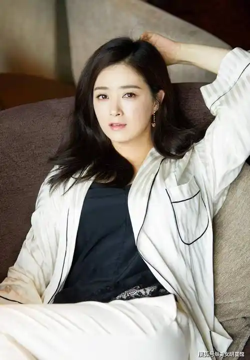 美女明星馆:蒋欣写真赏