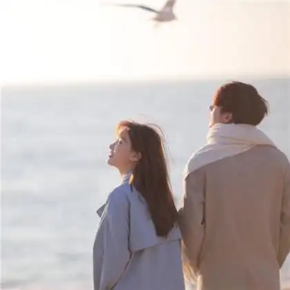 阳光的情侣头像青春积极向上的情侣头像