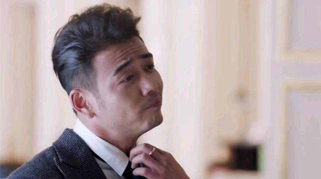 《归还世界给你》:杨烁打开霸道总裁的油腻模式,姨母都笑不出了