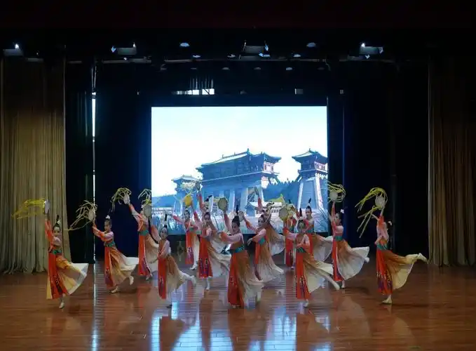 合肥经开区开展第十五届中小学文化艺术节舞蹈专项展评活动