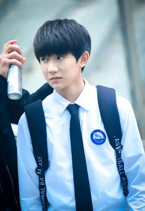 王源《超少年密码》拍摄 cr:hunterxcupid