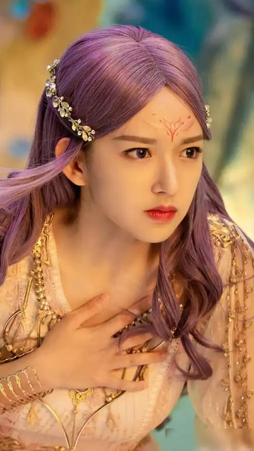 《灵域》程潇高清美图分享,大地之母的紫发紫色眼睛太惊艳了!