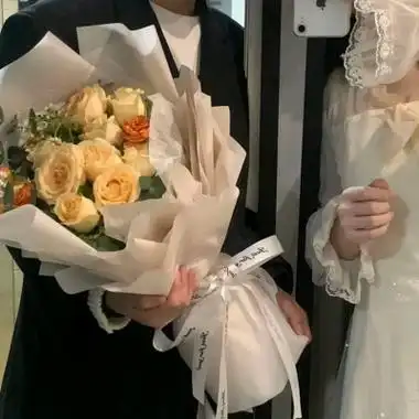 对你有所期待.❣_情侣头像_我要个性网