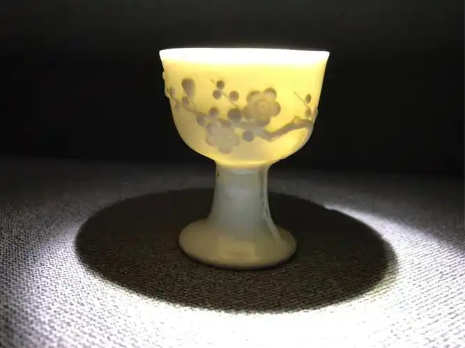 清德化窑白釉梅花杯