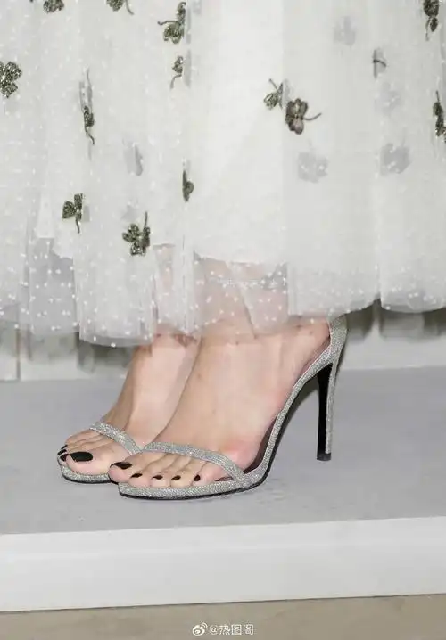 林允儿 一字带高跟凉鞋 细致美jio#热图阁公众号#@热图阁