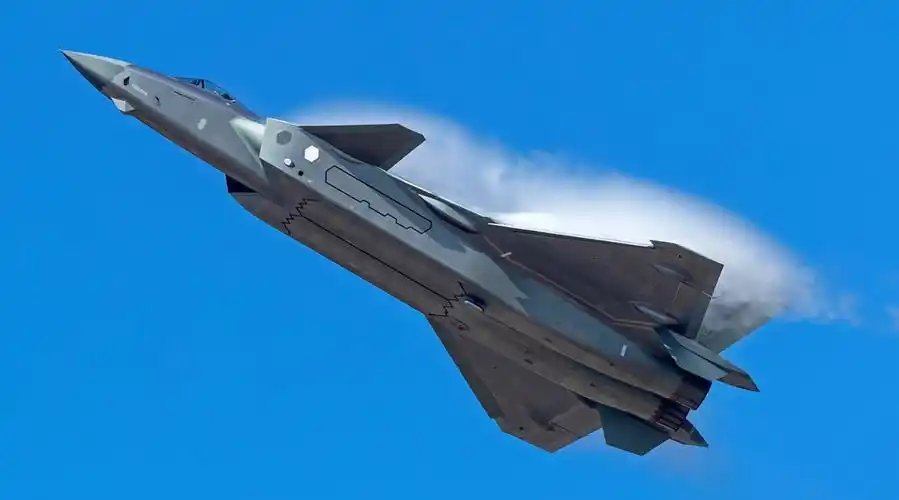 中国空军歼-20战斗机,飞行训练原声纯享版!央视军事