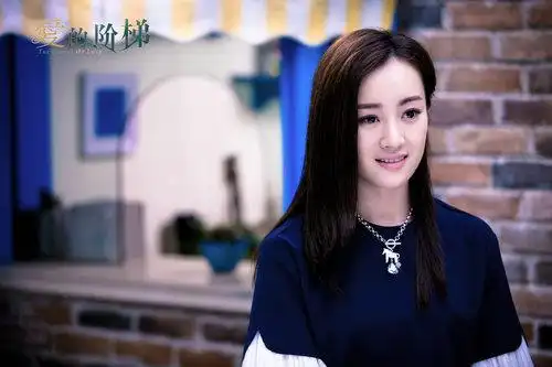 《爱的阶梯》热播 张檬痴情虐恋曝高颜值剧照