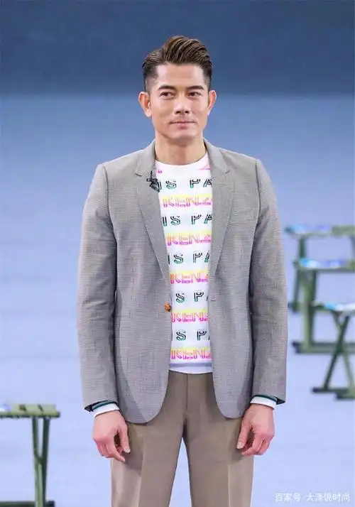 郭富城太时髦,简约造型风采不减当年,堪称大叔辈的时尚典范