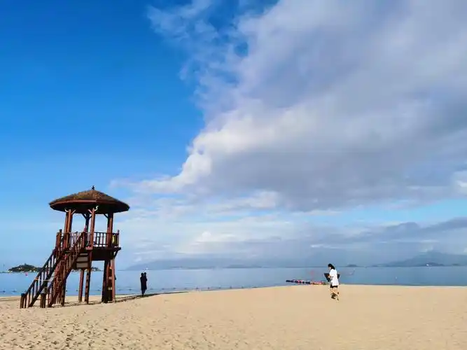 蓝天,大海,沙滩!