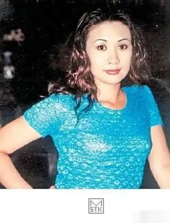 郭德纲妻子王惠难得露面,身材膨胀腹部隆起,是纯胖还是有喜?