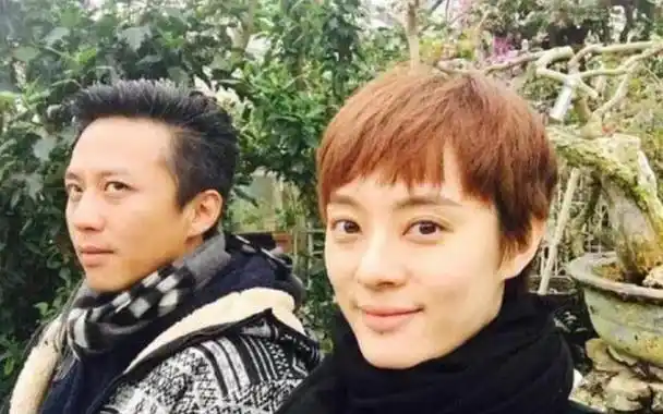 毕业后,林好一跃进了影视圈,她的演技真是多才多