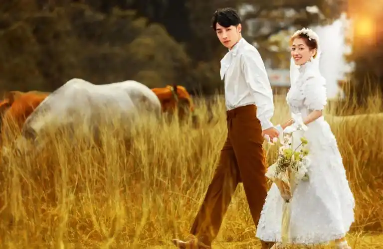 三,秋季拍婚纱照