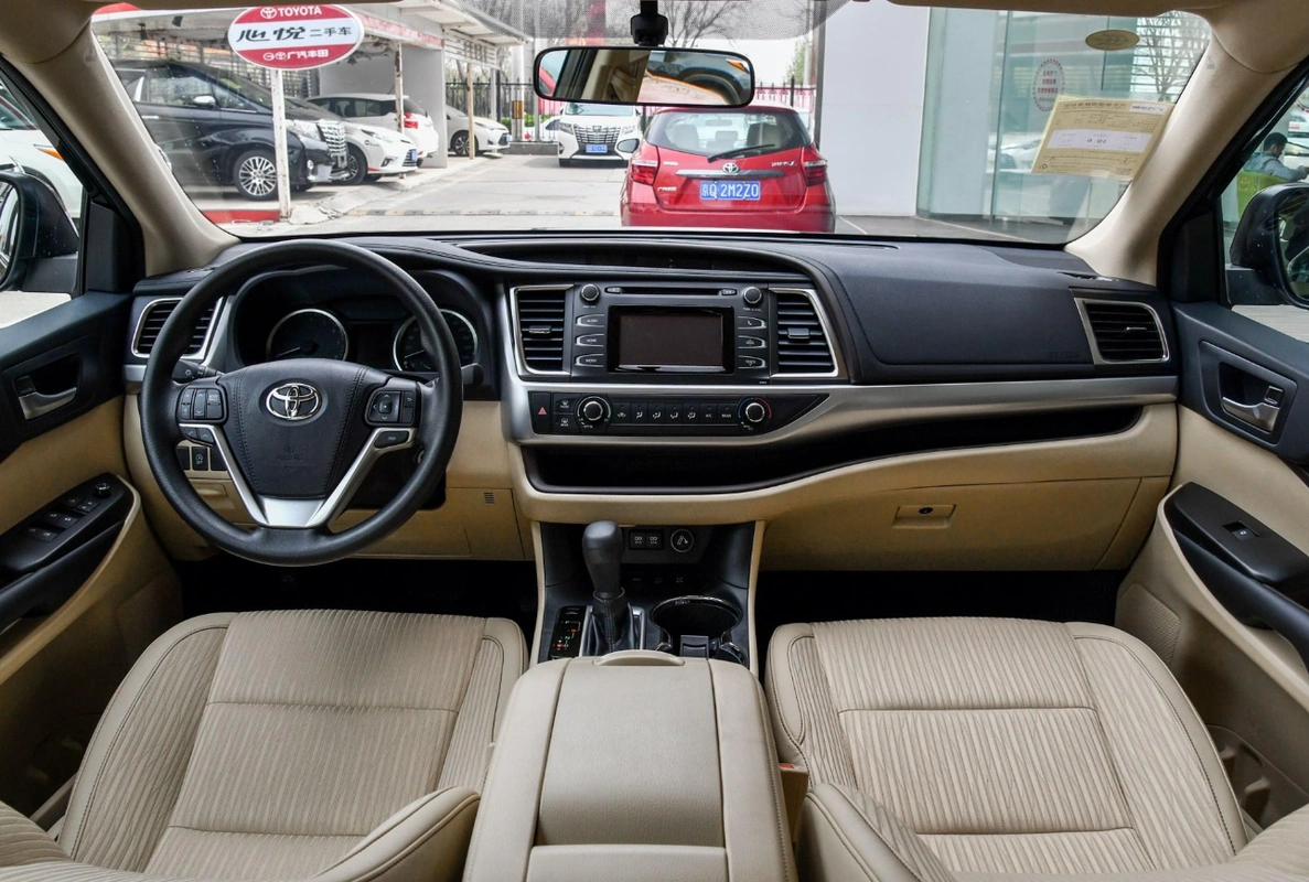 车友贷款买19款汉兰达,夫妻俩工资全还贷,如今在父母家蹭吃蹭喝