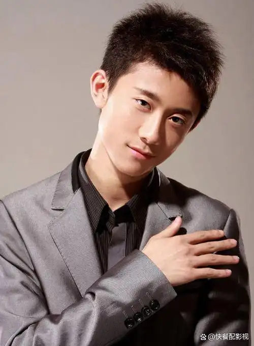 宋丹丹饰刘梅,高亚麟饰夏东海,杨紫饰夏雪(第一,二部),张一山饰刘星