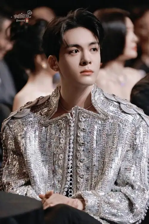 曾舜晞走了2次红毯上了5次台##曾舜晞今年的关键词是突破