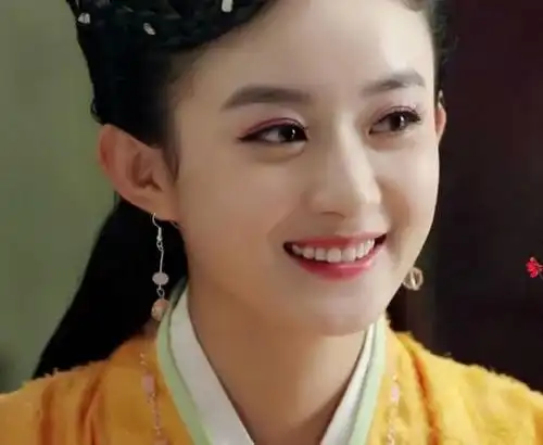 赵丽颖包子脸当道 逆天改变娱乐圈锥子脸传统审美观