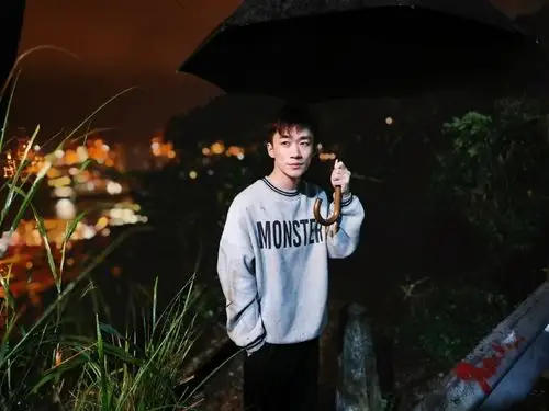 楚河要成为虎牙一哥4am韦神却玩失踪他害怕输给拉风龙