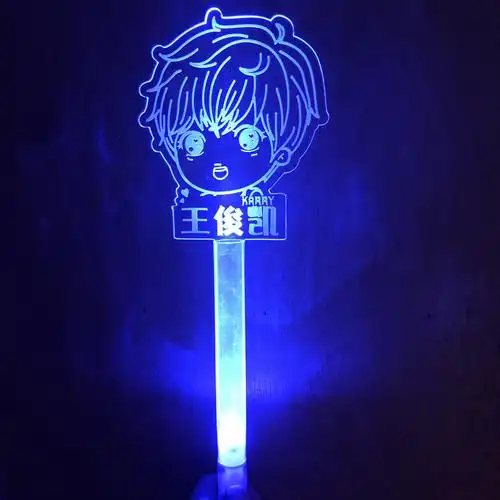 王俊荧光tfboys应援灯牌演唱会助威道具粉色后援荧光棒