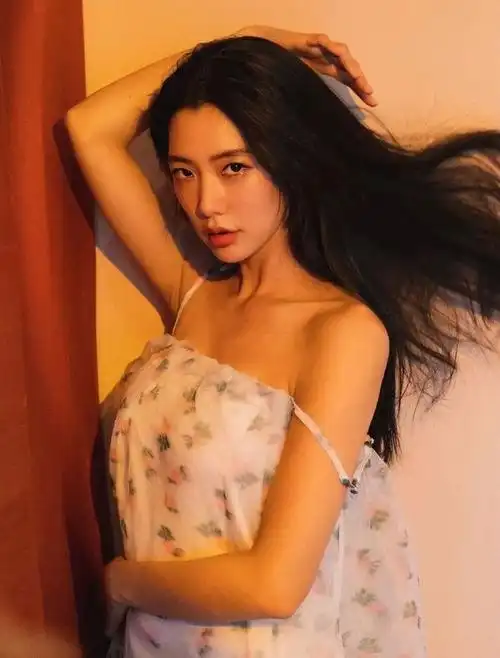 流浪地球2中的韩朵朵被称亚洲第一美女直男都心动了