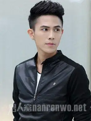 9款适合高额头男生的帅气发型