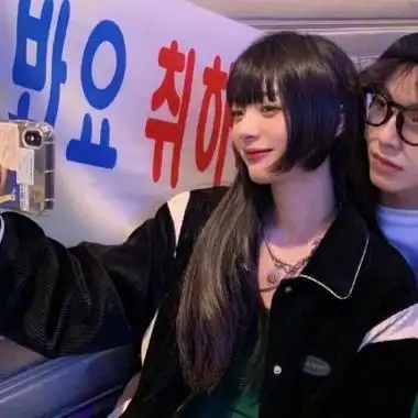 甜到心坎的虐狗情侣高清头像