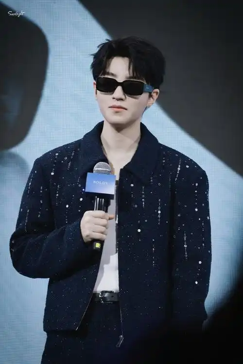 王俊凯暴龙##bolon眼镜品牌全球代言人王俊凯