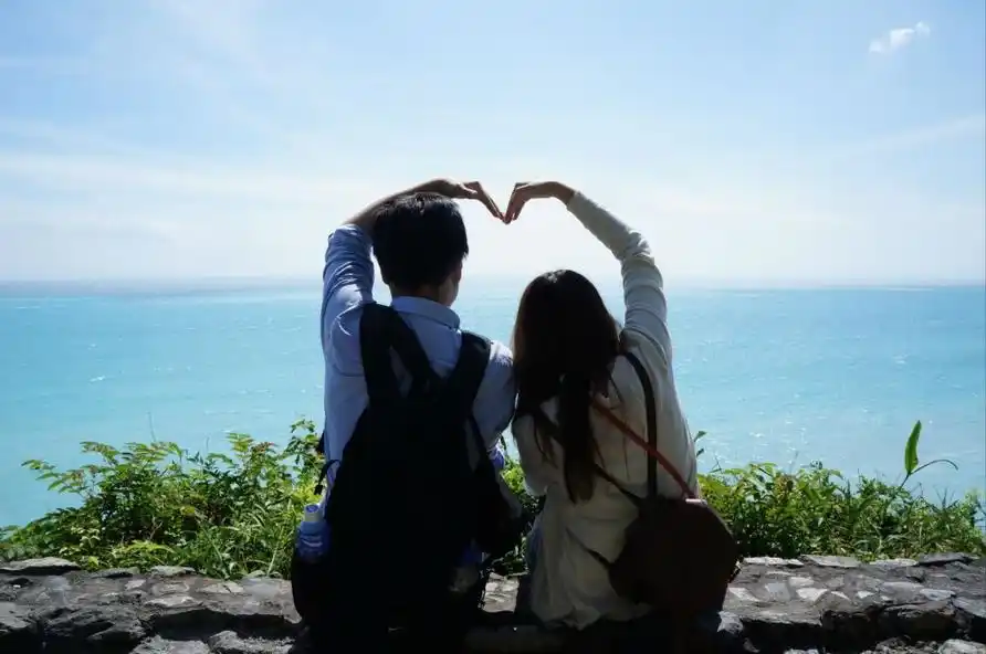 秀一脸恩爱情侣间腻歪的最高境界